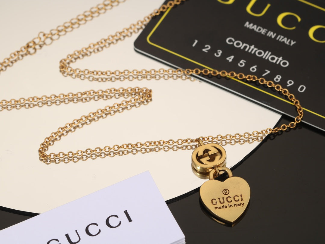 18K Double G Heart Pendant Necklace
