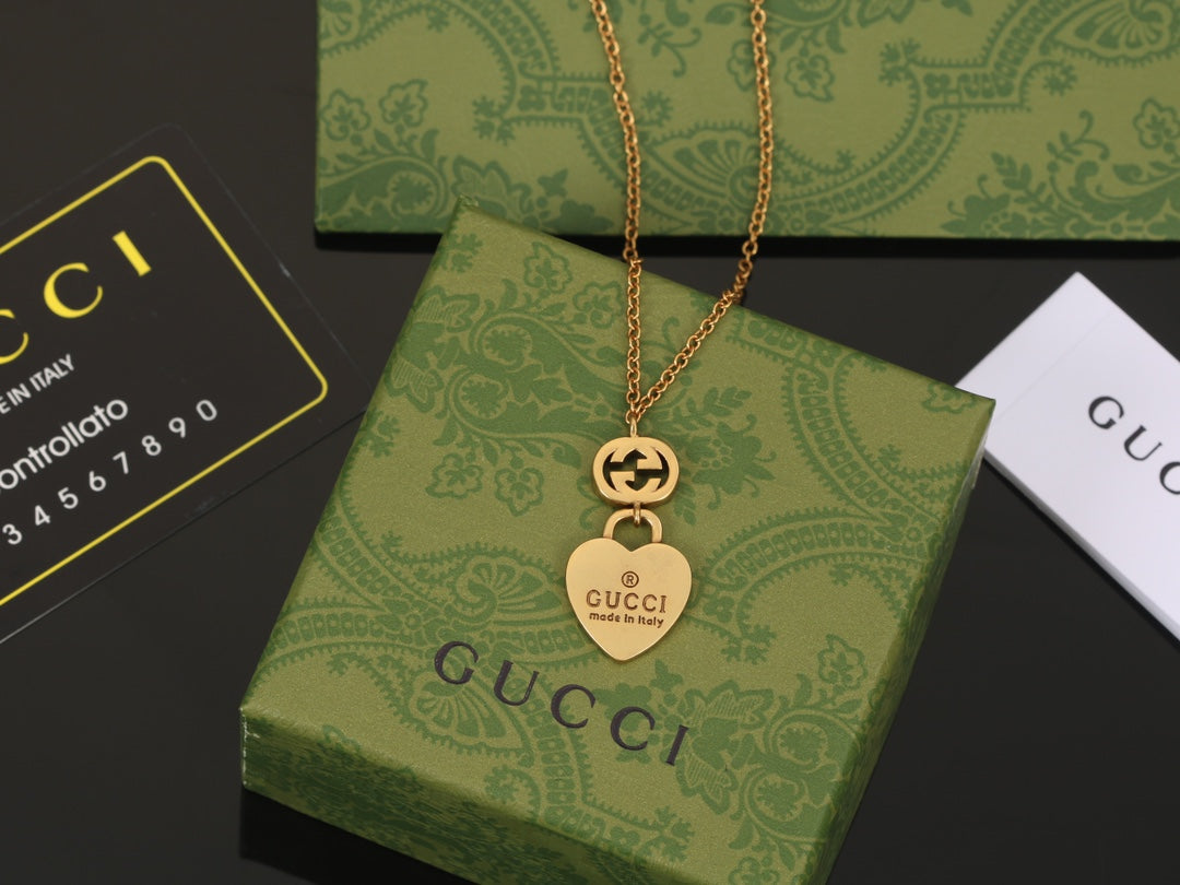 18K Double G Heart Pendant Necklace